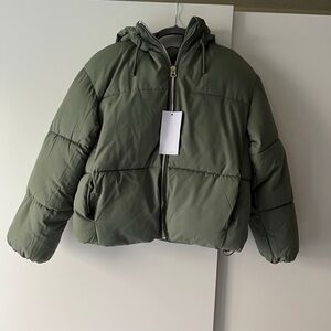 Brand new never worn Bershka crop jacket - Green - XS